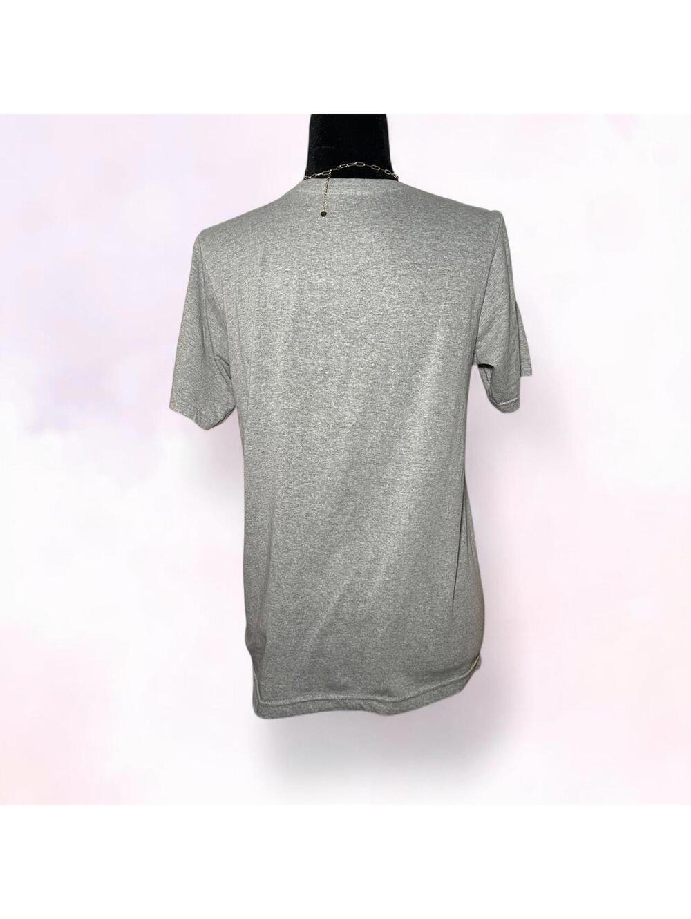 Von Dutch Grey V-Neck T-Shirt Gold Logo Size Medium Y2K McBling Streetwear - Picture 3 of 6